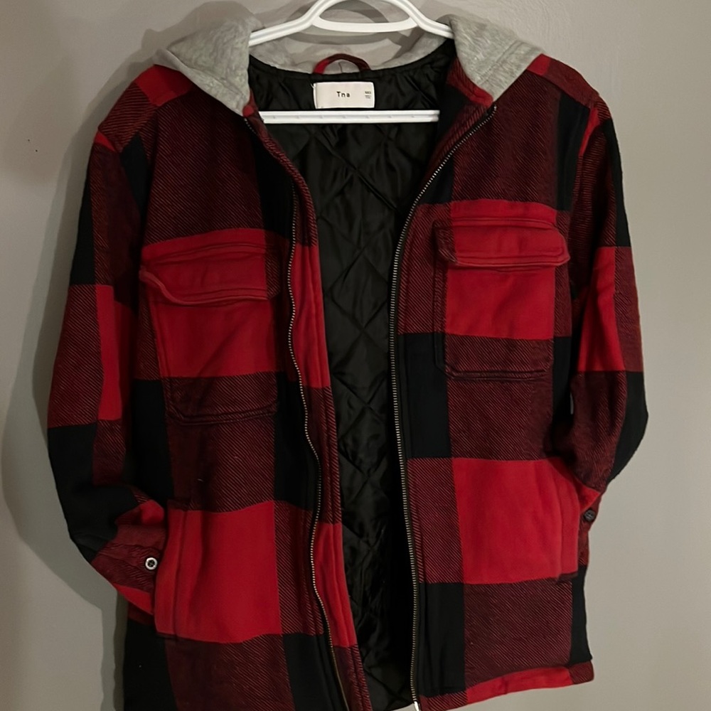 TNA buffalo plaid quilted jacket🎄